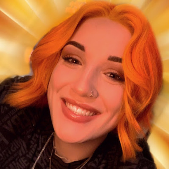 Meet your Posher, Jenna - Picture 1 of 1